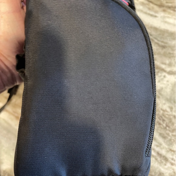 Nikon Coolpix P80 10.1MP Digital Bridge Camera + 2 Batteries 8GB-SD & Case - Picture 13 of 15